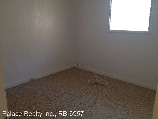Foto del edificio - 3 br, 1 bath Apartment - 808 Olokele Avenue