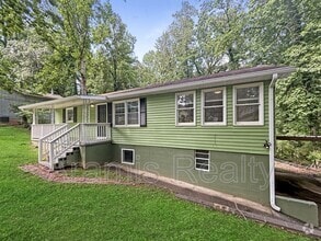Building Photo - 4620 Sequoia Cir