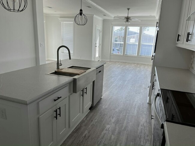 Building Photo - 1662 Coralwood Ln