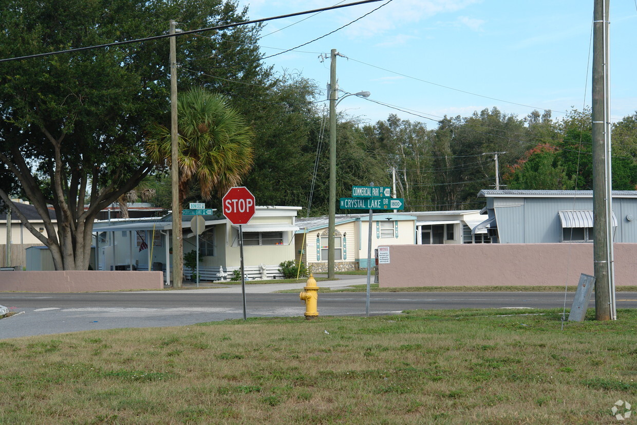 Building Photo - Lake Bonny Mobile Home Park