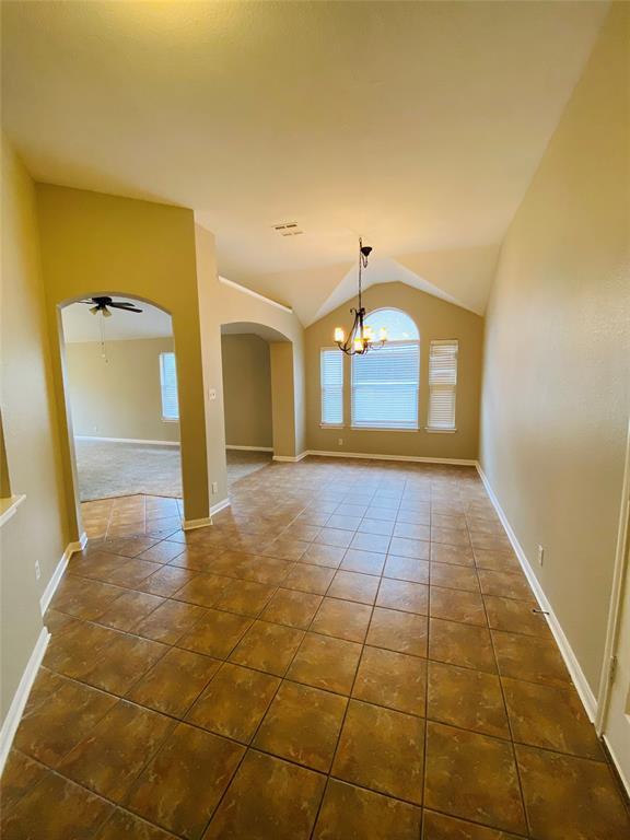 Building Photo - 919 Savanna Ln