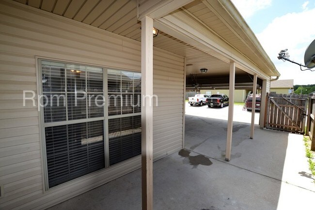 4000 Mchugh Rd Unit Lot 22 Zachary La 70791 Condo For Rent In
