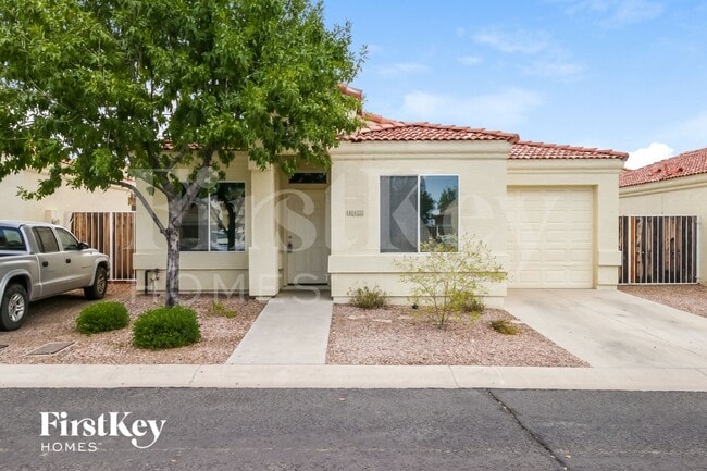 Building Photo - 113 N Warren St