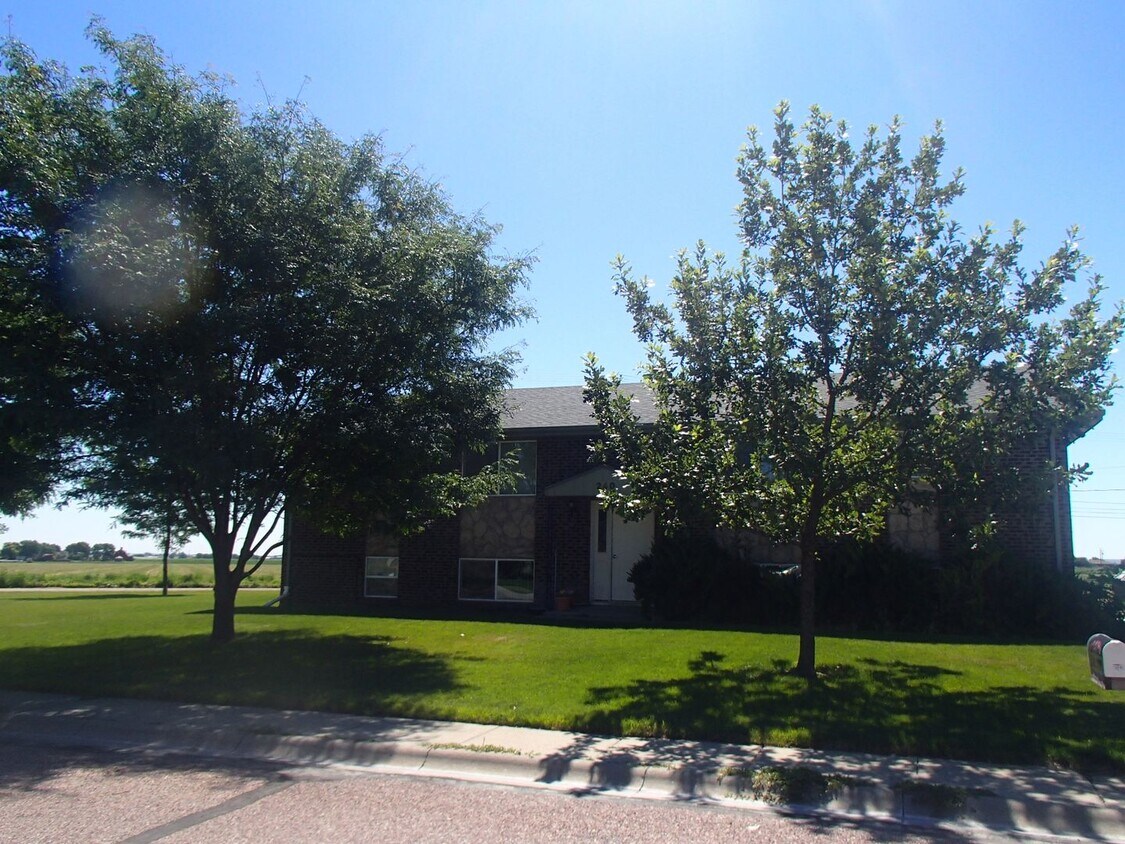 Foto principal - 240 Margaret Dr