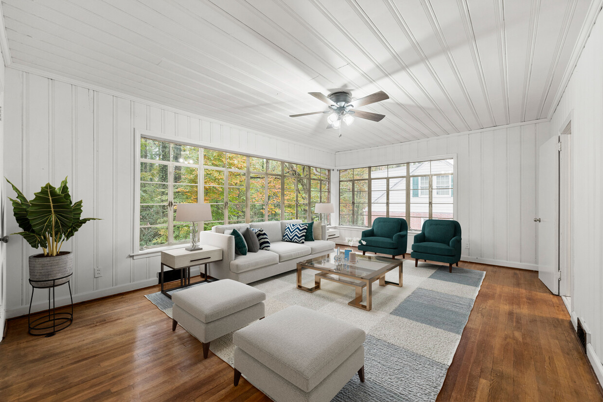 Foto principal - Room in House on N Stratford Rd NE