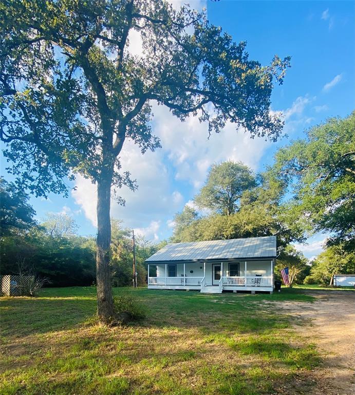 Primary Photo - 20702 Fm 1094