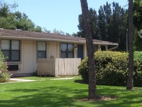 Building Photo - Palm Side Apartments