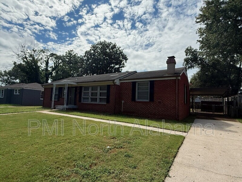 Building Photo - 3613 Lakewood Dr NW