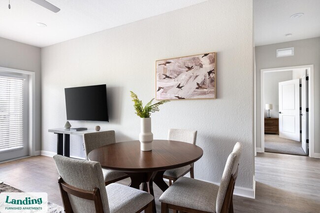 Building Photo - 84 San Filippo Dr SE