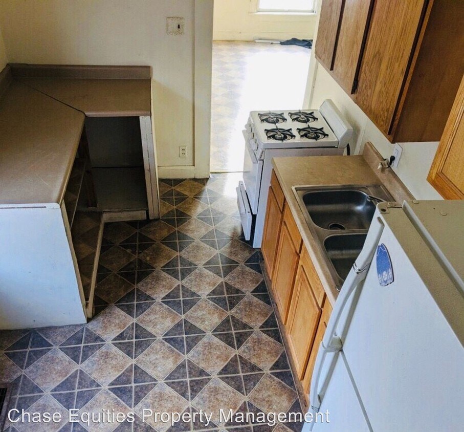 Foto del edificio - 600 W Adams St