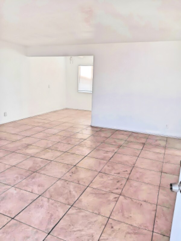 918 Carson St Unit Rear, Barstow, CA 92311 Room for Rent in Barstow