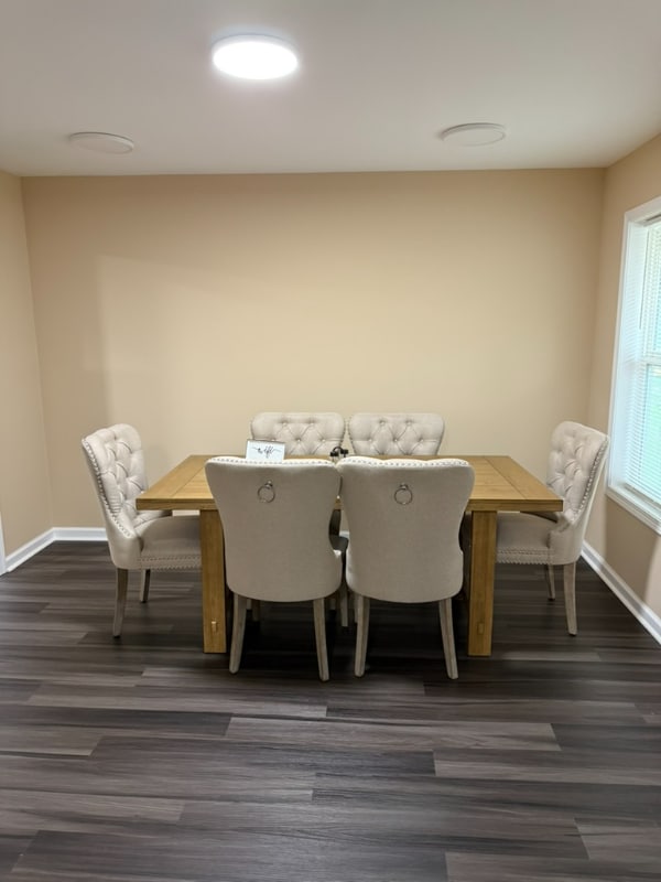 Foto del edificio - 1720 Westhaven Ln