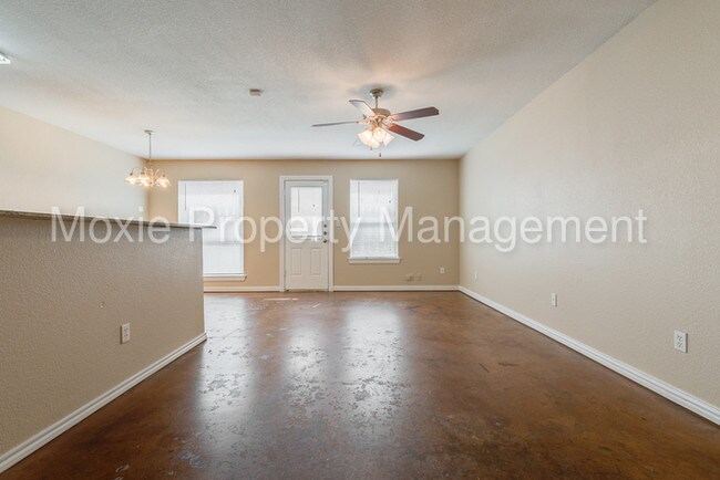 Foto del edificio - Marvelous 2 story duplex in Arlington!