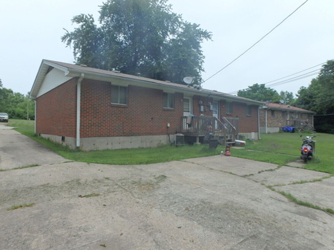 Foto del edificio - 3410 Bonny Linn Dr