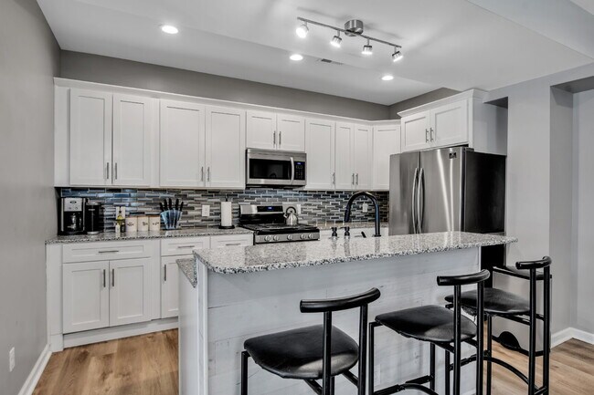 Building Photo - Furnished 4-Bedroom Single-Family Home on Buffalo’s West Side