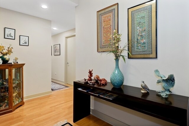 Foto principal - 250 E Pearson St