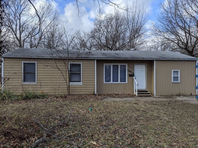 Building Photo - 10614 Oakland Ave