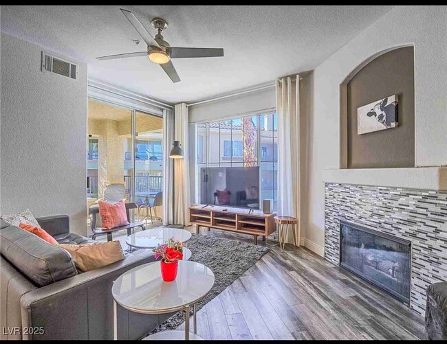 Foto del edificio - 7111 Durango St