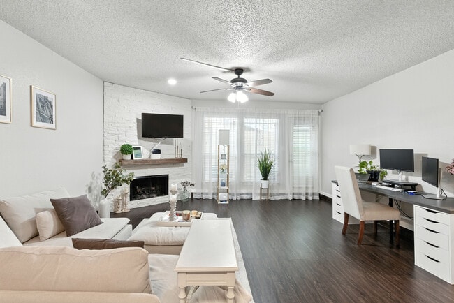 Photo - 2277 S Kirkwood Rd Apartment