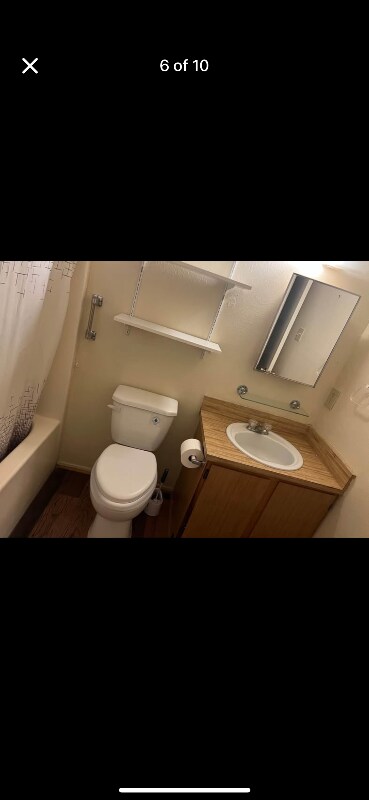 Foto del edificio - 1510 N Spring St