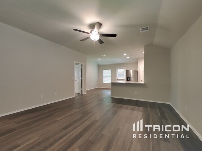 Foto del edificio - 254 Cumberland Forest Dr