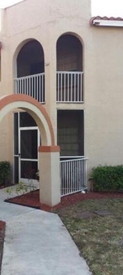 Foto del edificio - 8713 SW 5th St