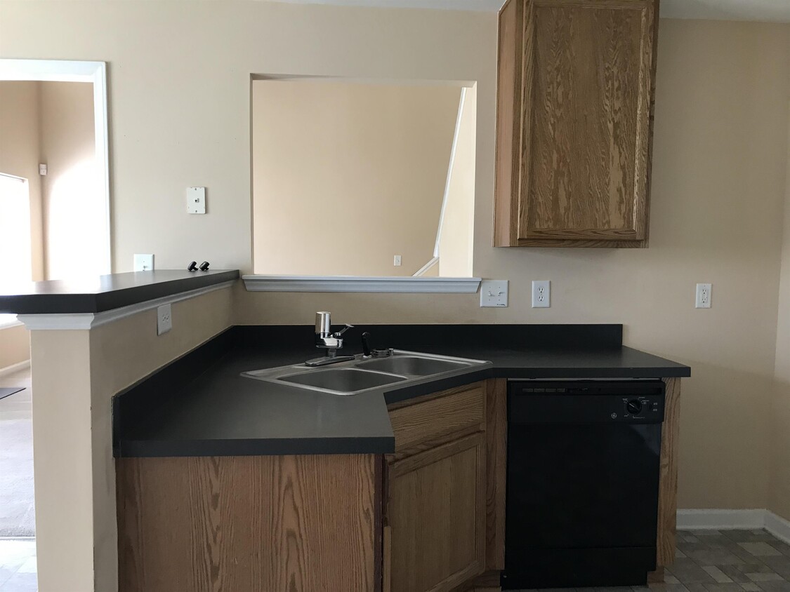 Building Photo - 721 Willow Bay Dr