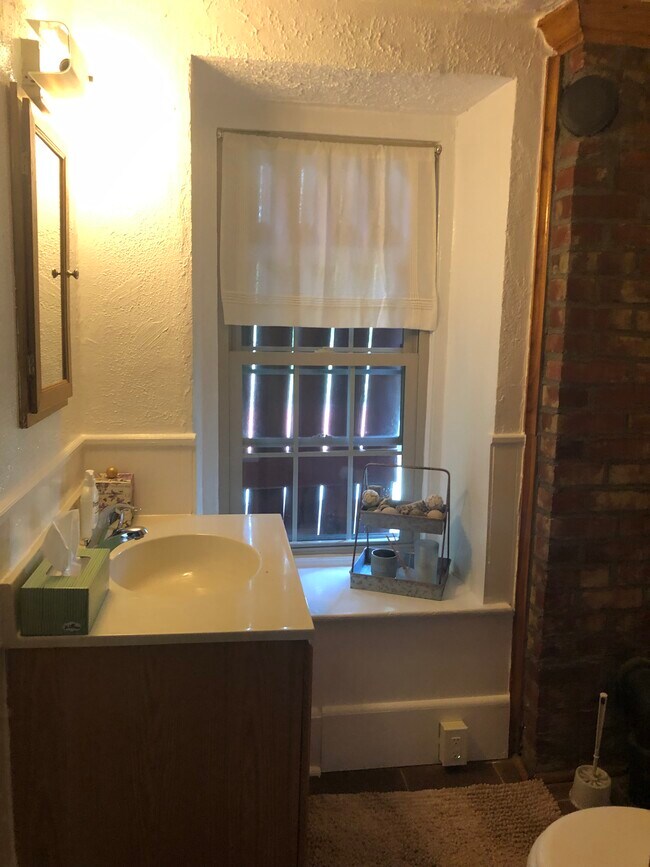 baño - 895 Old Wilmington Rd