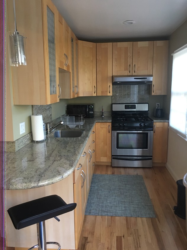 Foto principal - 569 Canyon Rd