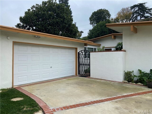 Foto del edificio - 42 Rollingwood Dr