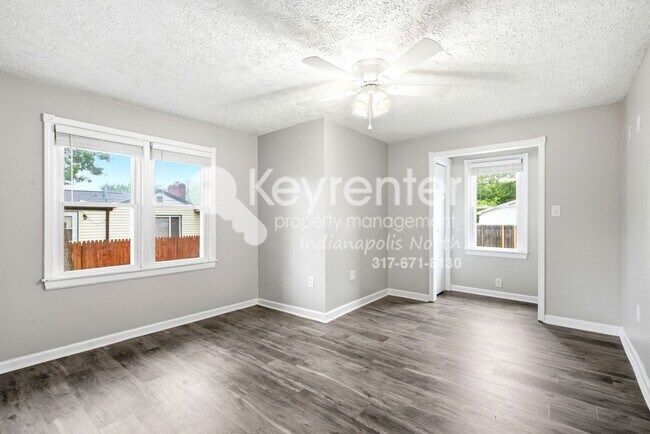 Foto del edificio - This well-maintained 3-bedroom, 2-bath home in Lebanon, IN offers practical comfort and modern co...