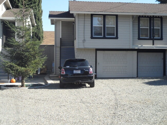 Building Photo - 440 Leland Ave