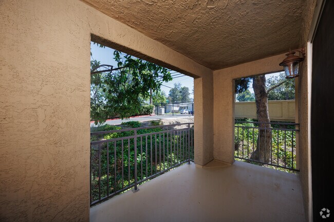 2 habitaciones, 2 baños - 988 pies cuadrados - Balcón privado - Central Park