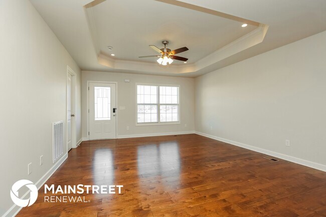 Foto del edificio - 460 Heatherwood Dr