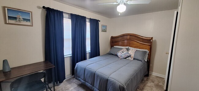 Foto del edificio - 2223 Odessa St