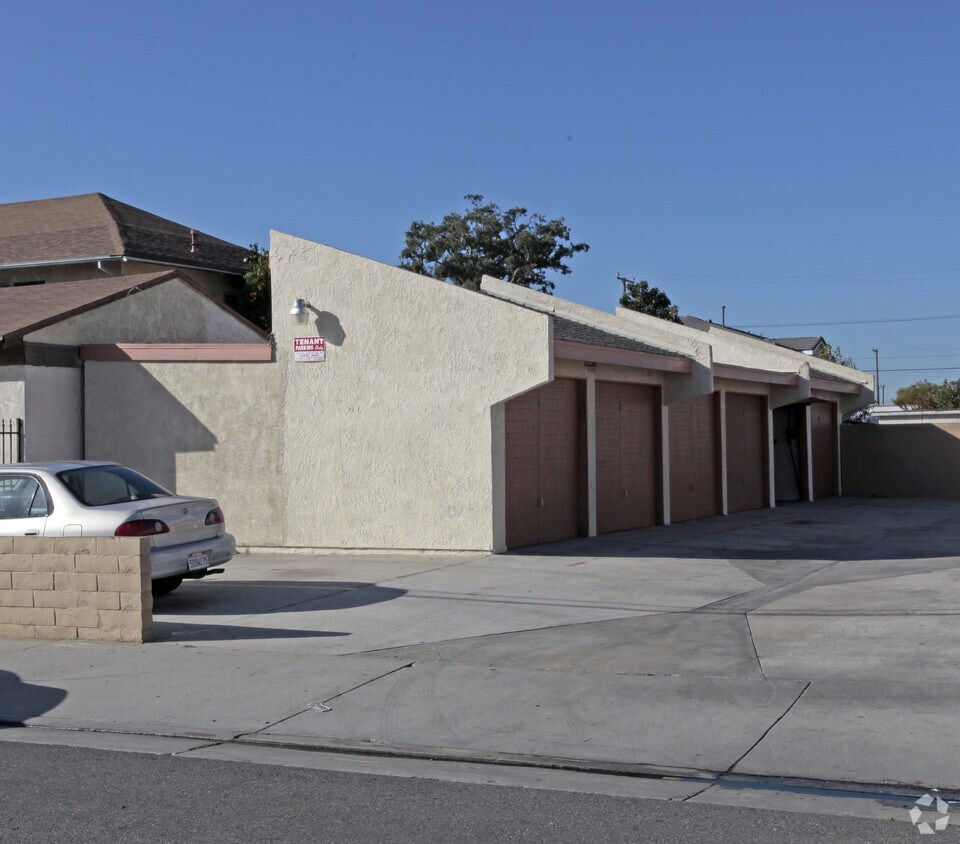 Foto del edificio - 13811 Cherry St