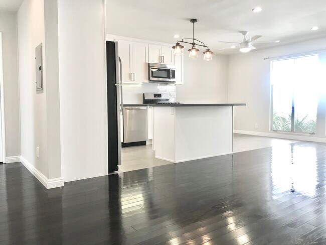 living room and kitchen - 824 6th St