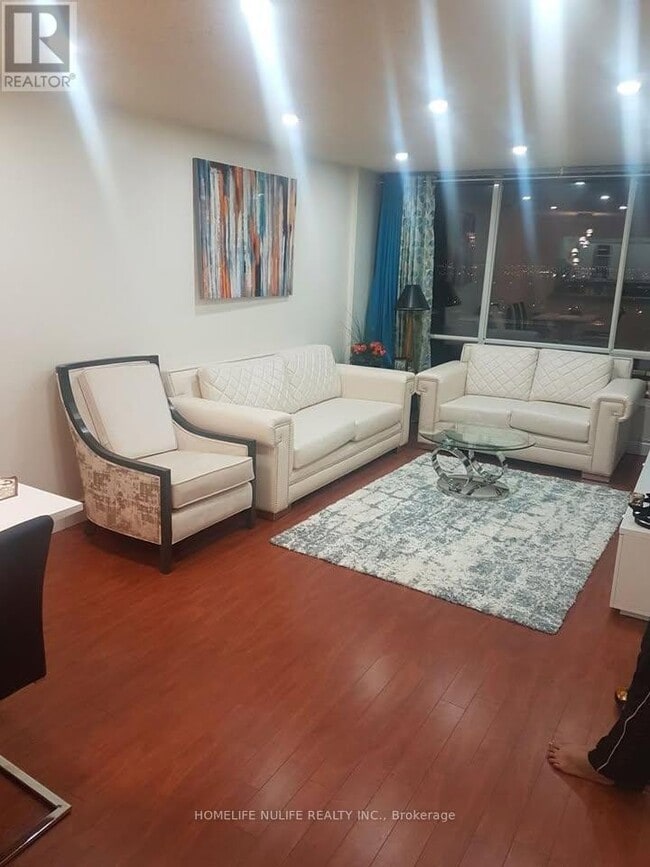 Building Photo - 26 Hanover Rd