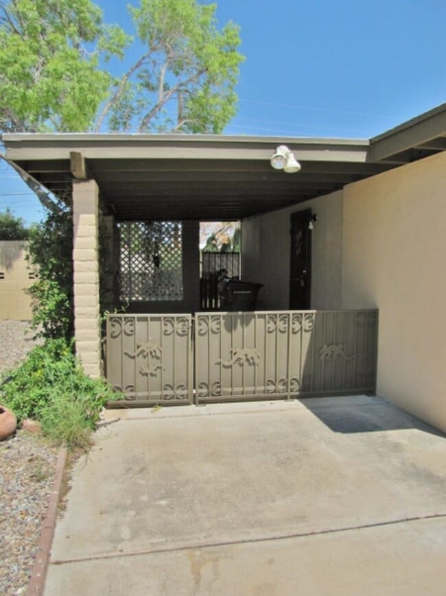 Building Photo - 3BR/2BA/1CP/1CG, 1750 sq. ft. rental in Village Meadows subdivision in Sierra Vista, AZ