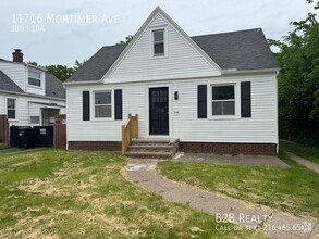 Building Photo - 11716 Mortimer Ave