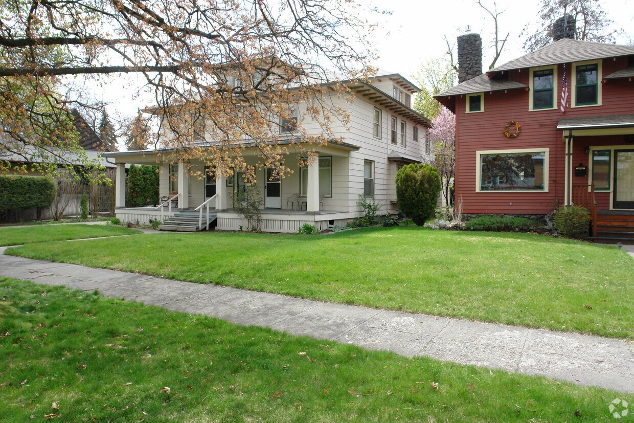 Building Photo - 2109 W Pacific Ave