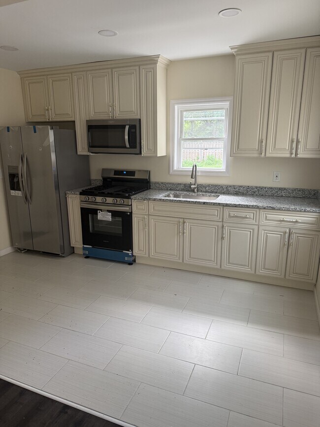 Foto del edificio - 701 E Judson Ave