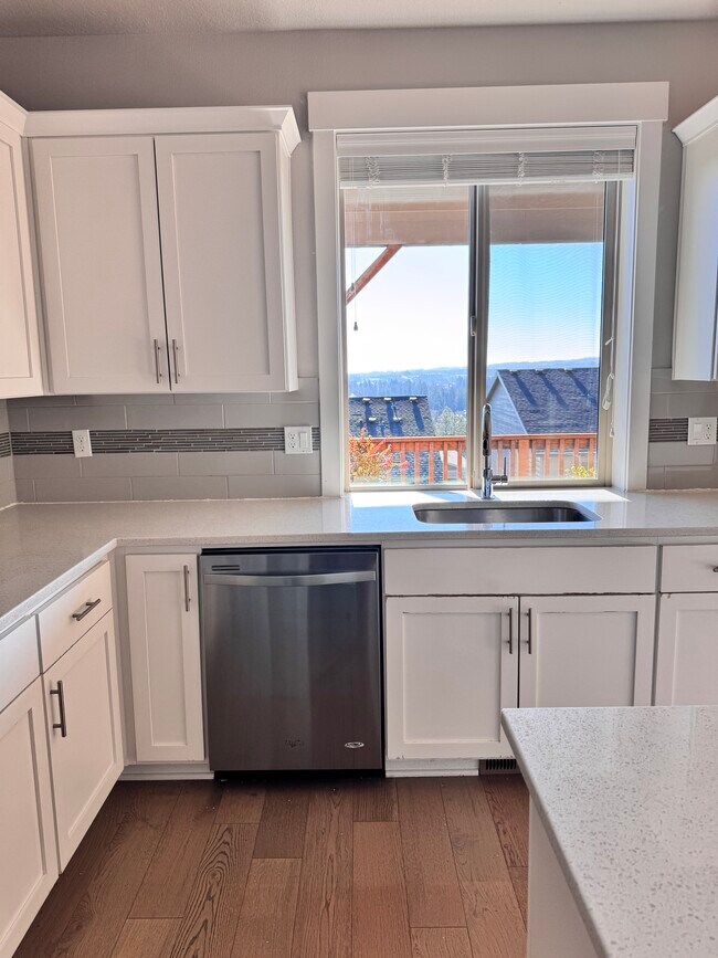 Foto del edificio - 12050 SW Autumnview St