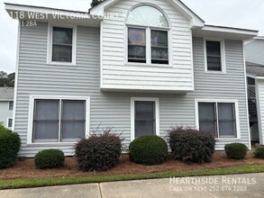 Building Photo - 118 W Victoria Ct