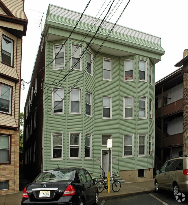 1 Franklin Ave, Harrison, NJ 07029 Apartments Harrison, NJ