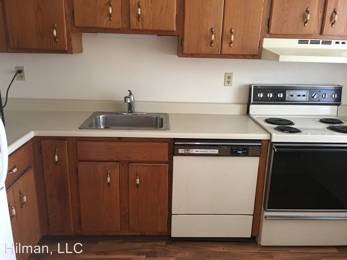 Primary Photo - 2 br, 1 bath Apartment - 475 Asbury Ridge
