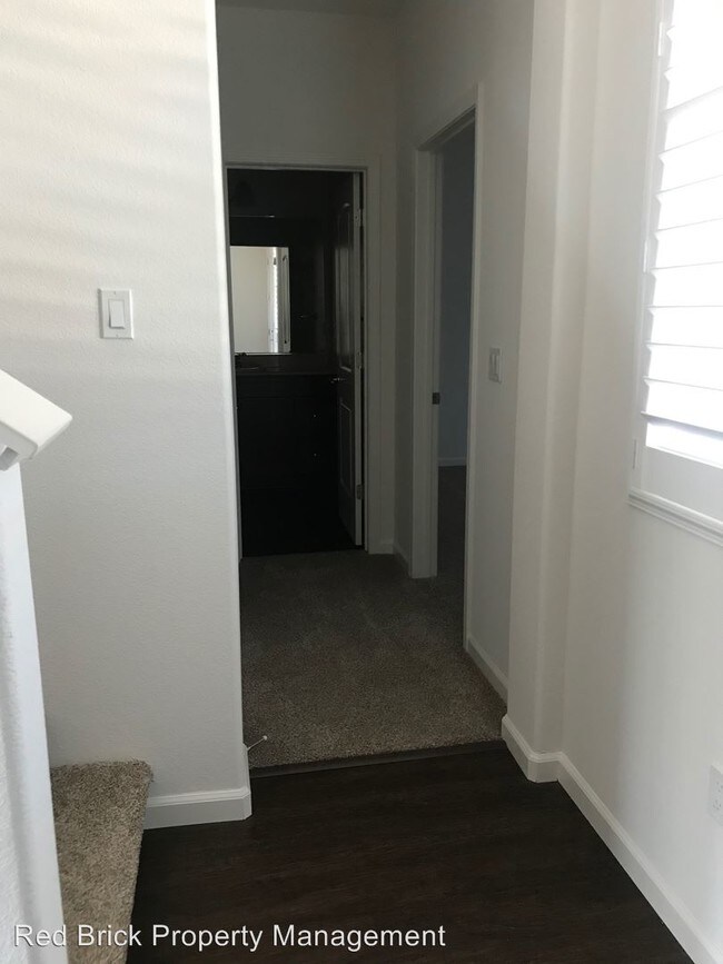 Building Photo - 5 br, 3 bath House - 315 Carly Anne Ct.