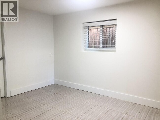 Building Photo - 3xxxx W 36th Ave