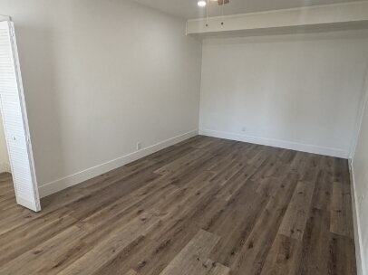Foto del edificio - Move-In Special! DUPLEX, 3-Bedroom Home with Large Fenced Yard