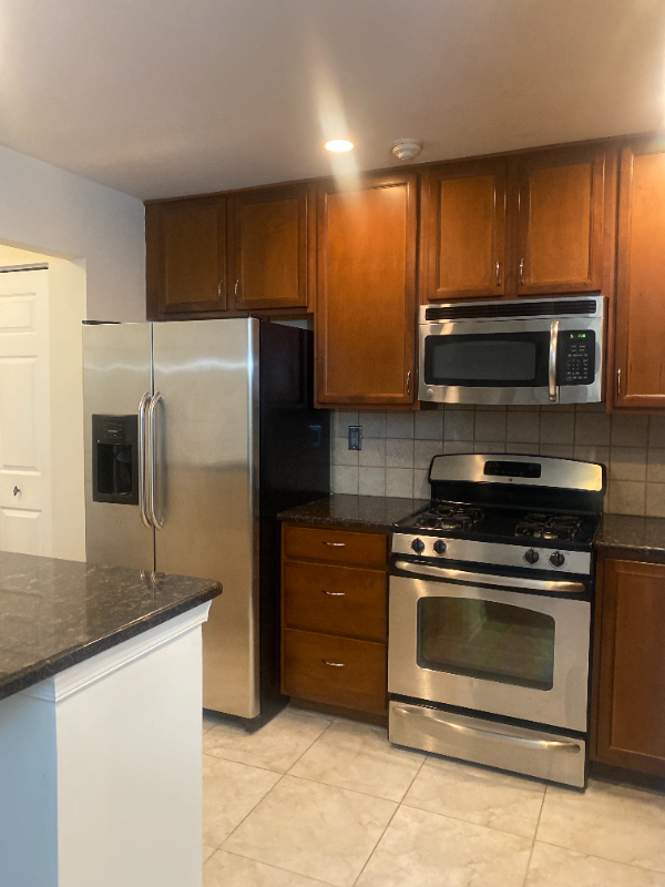 Building Photo - 1706 Diamond Dr